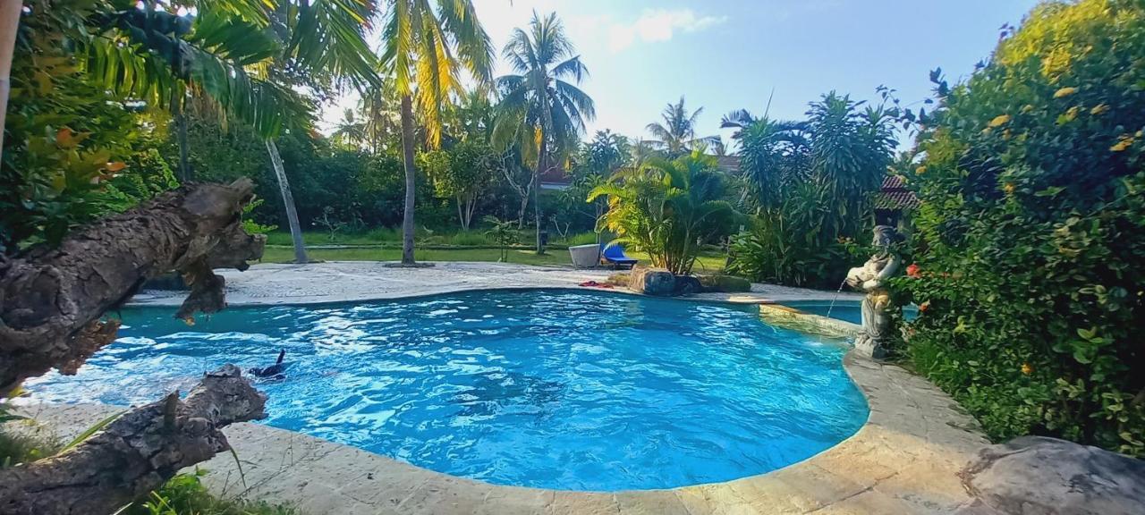 Matahari Inn Kuta  Zewnętrze zdjęcie